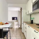 アパート El Pato *